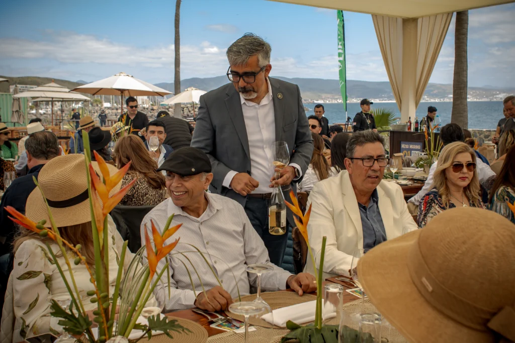 Alberto Verdeja en mesas marinas provino ensenada